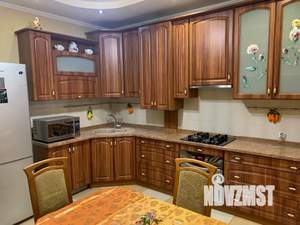 2-к квартира, посуточно, 83м2, 1/10 этаж