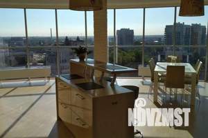 2-к квартира, посуточно, 135м2, 12/19 этаж