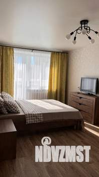 1-к квартира, посуточно, 32м2, 7/9 этаж