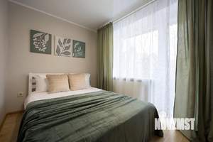 2-к квартира, посуточно, 42м2, 4/4 этаж