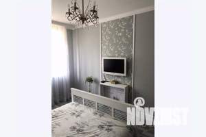 1-к квартира, посуточно, 42м2, 2/10 этаж