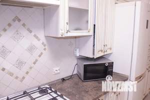 1-к квартира, посуточно, 50м2, 6/10 этаж