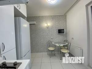 1-к квартира, посуточно, 43м2, 3/10 этаж