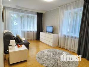 2-к квартира, посуточно, 45м2, 1/1 этаж