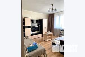1-к квартира, посуточно, 40м2, 8/9 этаж