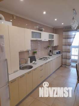 1-к квартира, посуточно, 50м2, 4/10 этаж