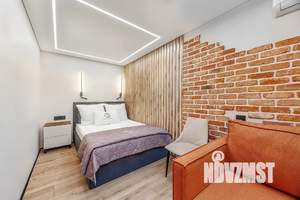 Студия квартира, посуточно, 32м2, 1/4 этаж