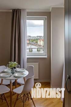 Студия квартира, посуточно, 48м2, 10/20 этаж