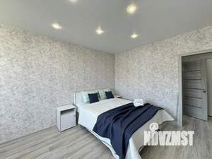 1-к квартира, посуточно, 42м2, 1/1 этаж