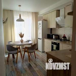 2-к квартира, посуточно, 57м2, 3/6 этаж