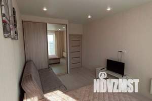 1-к квартира, посуточно, 39м2, 10/10 этаж
