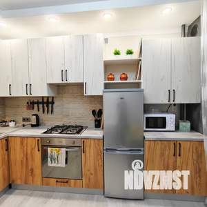 1-к квартира, посуточно, 33м2, 1/8 этаж