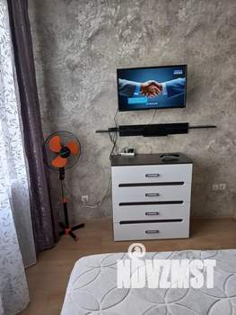 1-к квартира, посуточно, 32м2, 4/8 этаж