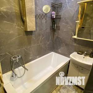 1-к квартира, посуточно, 47м2, 1/3 этаж