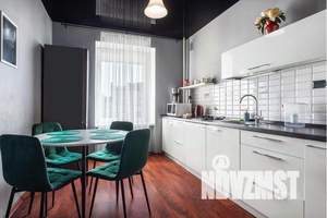 1-к квартира, посуточно, 42м2, 7/10 этаж