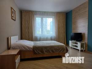 1-к квартира, посуточно, 40м2, 2/9 этаж