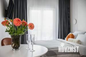 Студия квартира, посуточно, 22м2, 1/10 этаж