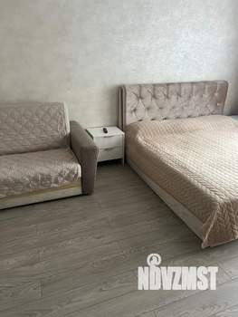 1-к квартира, посуточно, 45м2, 4/8 этаж