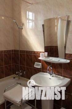 2-к квартира, посуточно, 52м2, 1/1 этаж