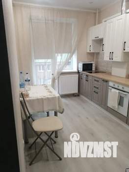 1-к квартира, посуточно, 44м2, 3/9 этаж