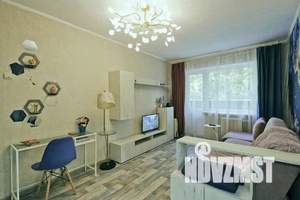 2-к квартира, посуточно, 40м2, 3/5 этаж