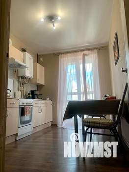 1-к квартира, посуточно, 39м2, 7/10 этаж