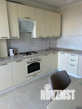 2-к квартира, посуточно, 60м2, 1/1 этаж