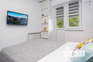 Студия квартира, посуточно, 14м2, 1/9 этаж