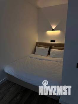 Студия квартира, посуточно, 45м2, 15/25 этаж