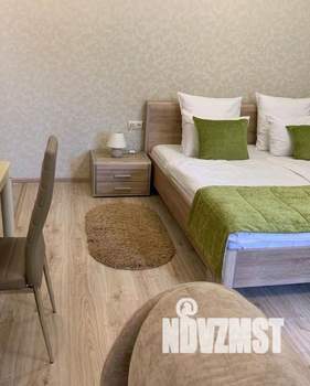 1-к квартира, посуточно, 50м2, 1/1 этаж