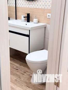 1-к квартира, посуточно, 38м2, 4/10 этаж