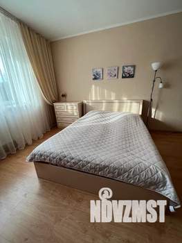 1-к квартира, посуточно, 43м2, 2/10 этаж