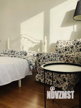 1-к квартира, посуточно, 34м2, 7/9 этаж