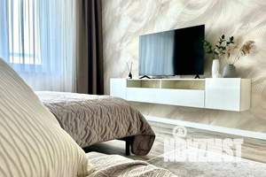 1-к квартира, посуточно, 42м2, 6/9 этаж