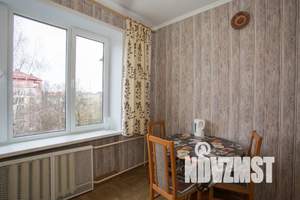 1-к квартира, посуточно, 55м2, 5/5 этаж