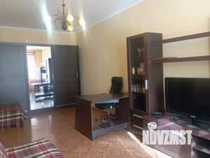 1-к квартира, посуточно, 38м2, 3/5 этаж