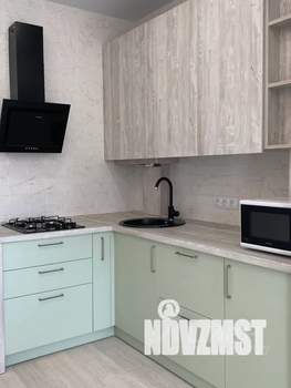 1-к квартира, посуточно, 40м2, 6/9 этаж