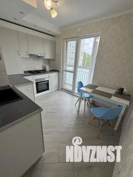 1-к квартира, посуточно, 40м2, 4/9 этаж