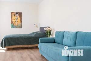 1-к квартира, посуточно, 45м2, 5/8 этаж