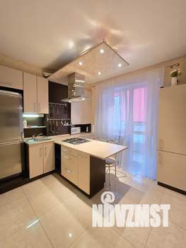 1-к квартира, посуточно, 36м2, 2/10 этаж