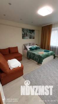 1-к квартира, посуточно, 32м2, 1/3 этаж