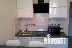 1-к квартира, посуточно, 40м2, 6/9 этаж