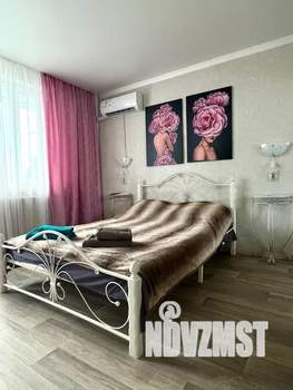 2-к квартира, посуточно, 43м2, 3/10 этаж