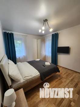 1-к квартира, посуточно, 35м2, 1/2 этаж