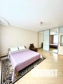 1-к квартира, посуточно, 43м2, 1/1 этаж