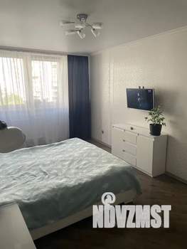 1-к квартира, посуточно, 45м2, 3/9 этаж