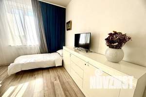 1-к квартира, посуточно, 39м2, 5/8 этаж