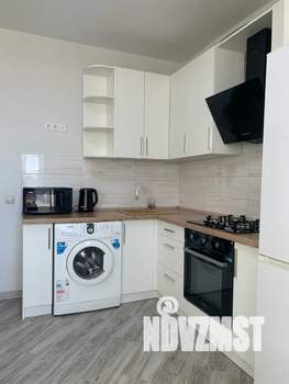 1-к квартира, посуточно, 37м2, 8/10 этаж