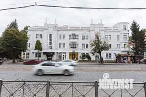 3-к квартира, посуточно, 54м2, 1/1 этаж