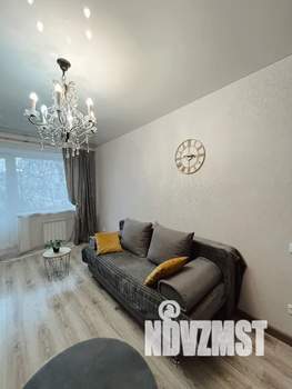 2-к квартира, посуточно, 45м2, 4/5 этаж